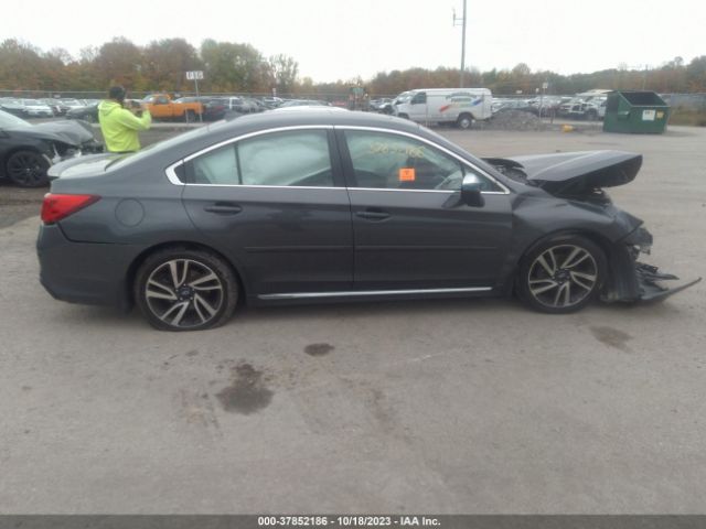 4S3BNAR63J3002817 Subaru Legacy Sport