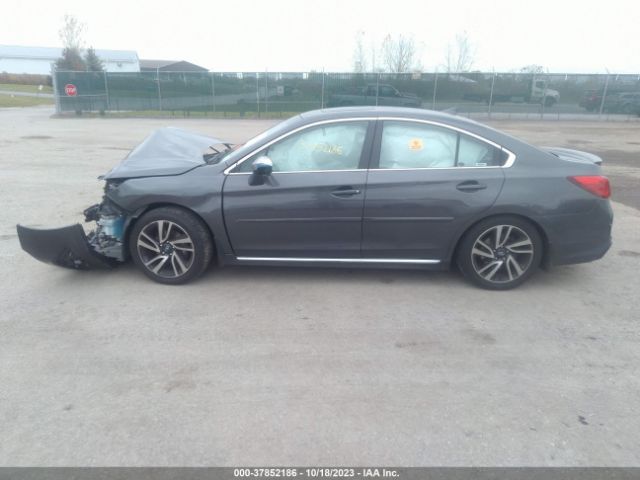 4S3BNAR63J3002817 Subaru Legacy Sport