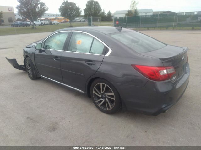 4S3BNAR63J3002817 Subaru Legacy Sport