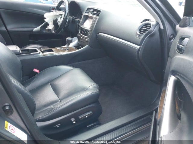 2013 LEXUS IS 250 VIN: JTHCF5C21D5063864