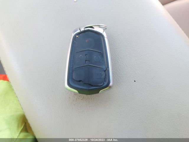 1GYKNBRS6HZ122535 Cadillac XT5 LUXURY