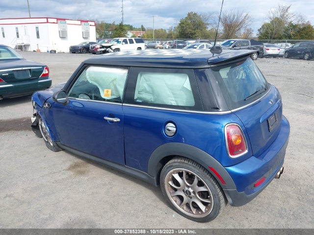 2007 MINI COOPER HARDTOP WMWMF73567TT82640 Photo 2