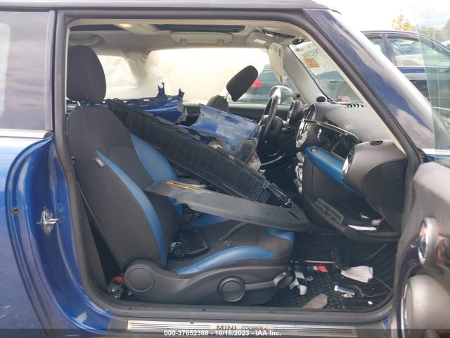 2007 MINI COOPER HARDTOP WMWMF73567TT82640 Photo 4
