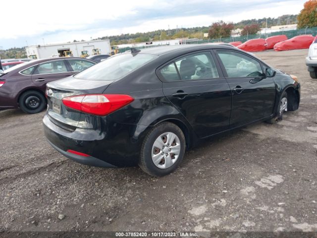 KNAFK4A62E5131372 KIA FORTE LX