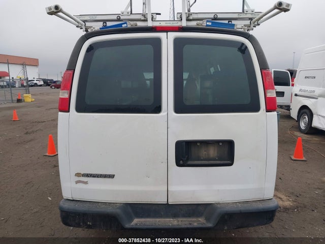 Chevrolet EXPRESS CARGO VAN 2017 1GCWGAFF5H1117988 Image 16