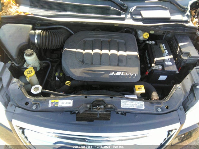 37852451 :رقم المزاد ، 2C4RC1BGXDR638251 vin ، 2013 Chrysler Town & Country Touring مزاد بيع