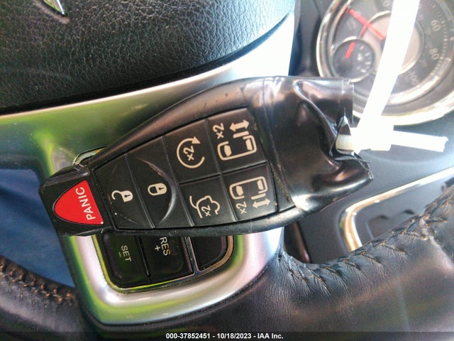 37852451 :رقم المزاد ، 2C4RC1BGXDR638251 vin ، 2013 Chrysler Town & Country Touring مزاد بيع