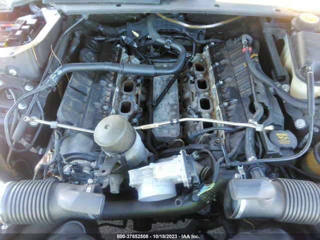 2011 JAGUAR XJ SAJWA2GB8BLV09413 Photo 5