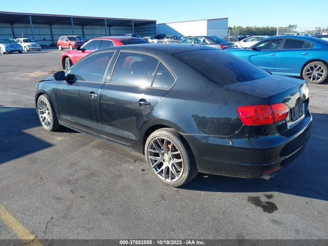3VW2K7AJ1EM392040 Volkswagen Jetta Sedan S