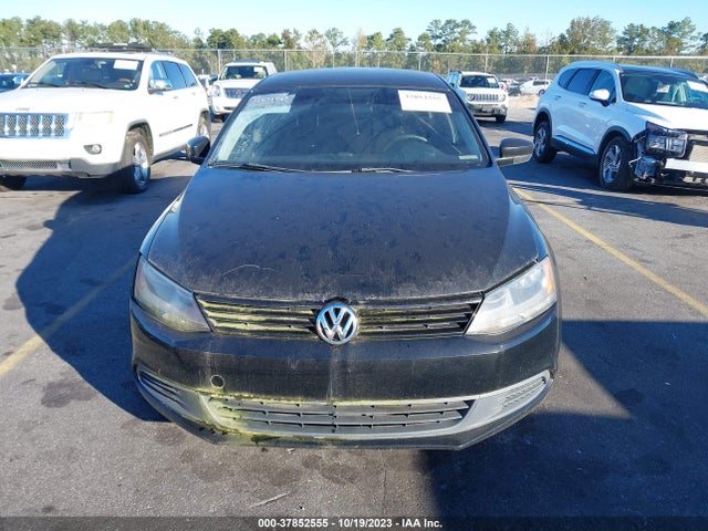 3VW2K7AJ1EM392040 Volkswagen Jetta Sedan S
