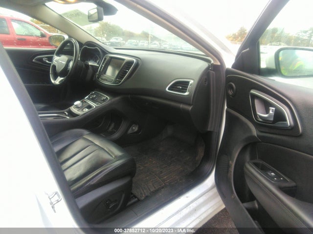 Chrysler 200 Limited Platinum 2016 1C3CCCAB4GN178162 Image 5