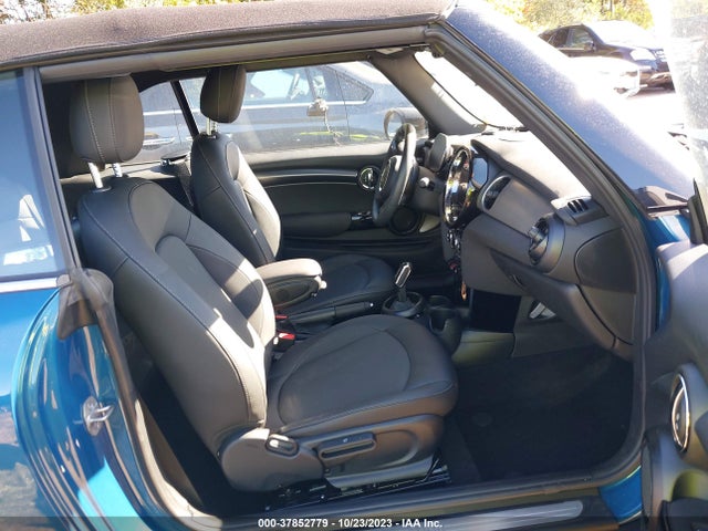 2023 MINI CONVERTIBLE WMW23DL08P3P98899 Photo 4