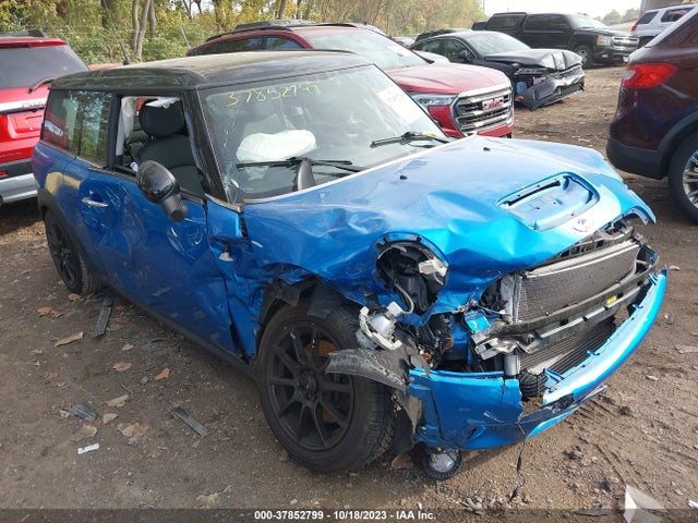 2010 MINI COOPER CLUBMAN WMWMM3C56ATP76516 Photo 0
