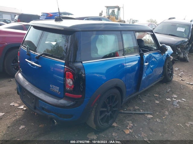 2010 MINI COOPER CLUBMAN WMWMM3C56ATP76516 Photo 3