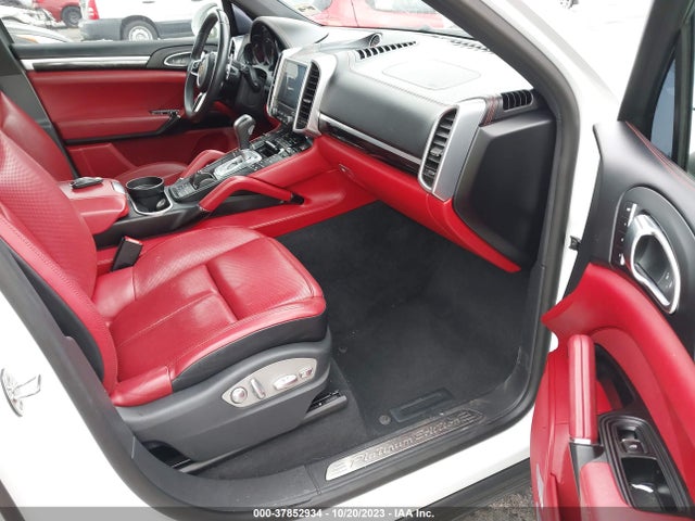 2017 PORSCHE CAYENNE WP1AA2A27HKA88279 Photo 4
