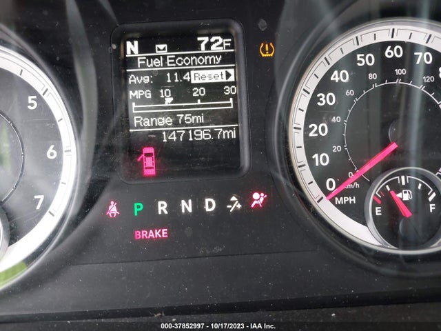 2013 RAM 1500 SLT VIN: 3C6JR6EP8DG503075