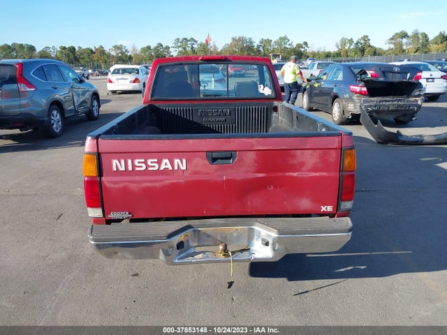 1996 NISSAN TRUCK XE VIN: 1N6SD11S6TC313640
