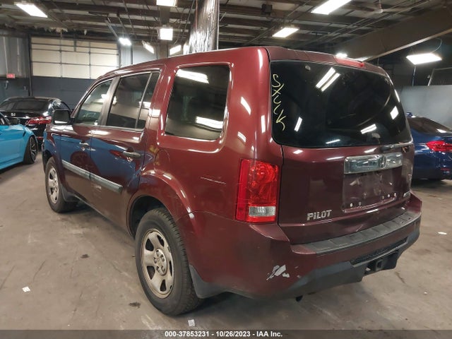 Honda PILOT LX 2014 5FNYF4H22EB002713 Image 3
