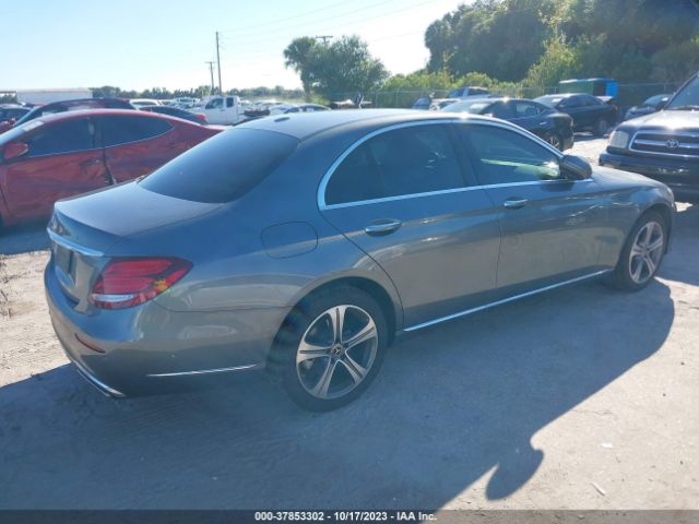 2017 MERCEDES-BENZ E 300 WDDZF4JB8HA069186 Photo 3