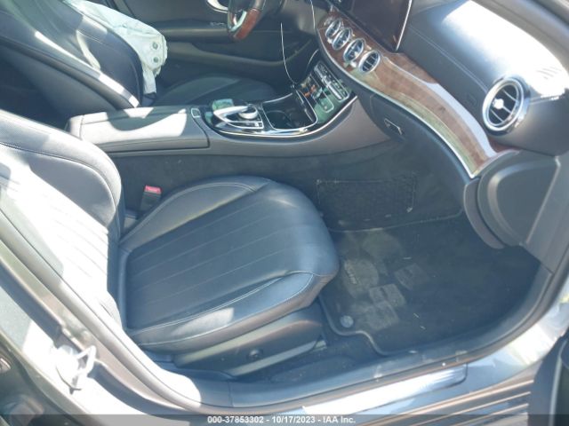 2017 MERCEDES-BENZ E 300 WDDZF4JB8HA069186 Photo 4
