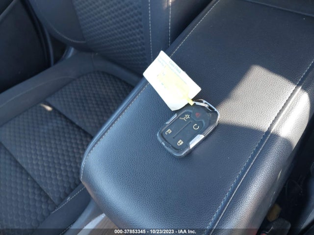 2018 GMC ACADIA SLE VIN: 1GKKNSLS8JZ201486