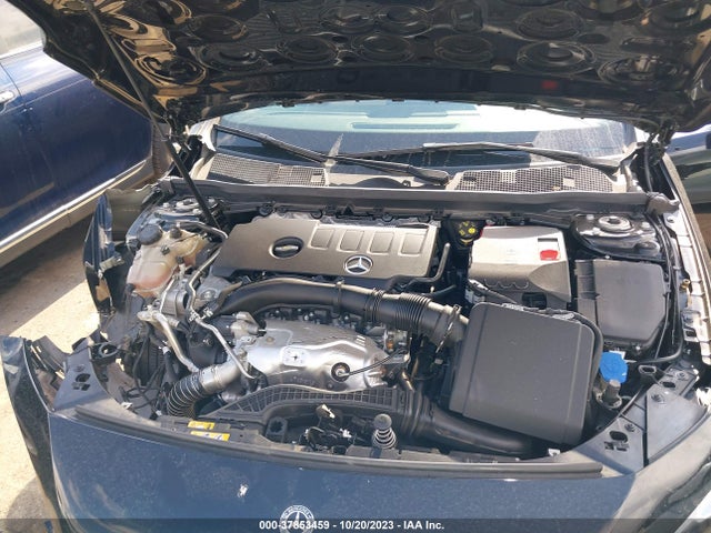 WDD3G4EB3KW025989 Mercedes-Benz A 220