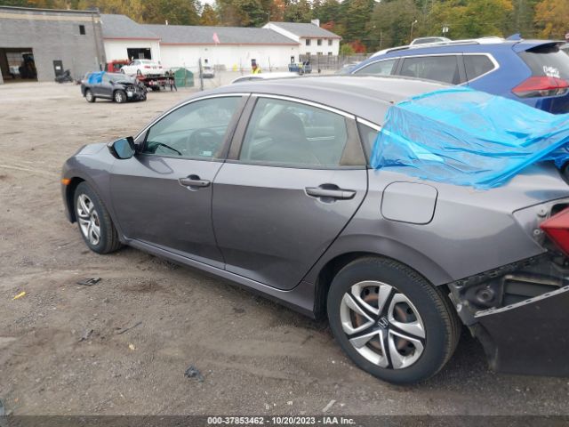 19XFC2E52JE002939 Honda Civic Sedan Lx