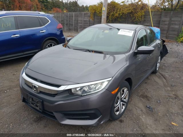 19XFC2E52JE002939 Honda Civic Sedan Lx