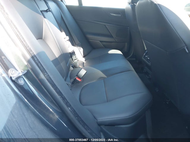 2017 JAGUAR XE SAJAJ4BN4HA969454 Photo 7
