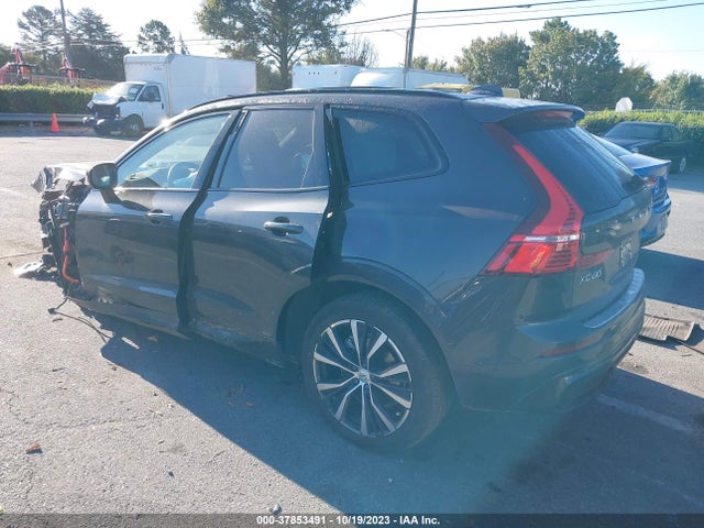 Volvo Xc60 Recharge Plus Dark Theme 2023 YV4H60DW8P1391691 Image 3