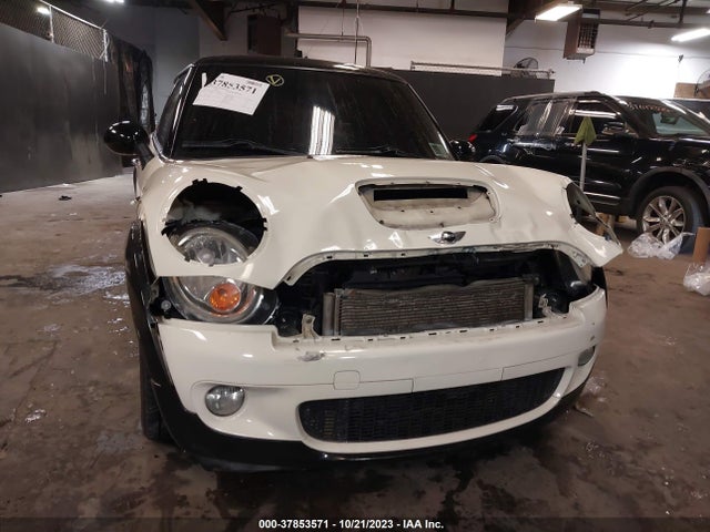 2010 MINI COOPER S WMWMF7C51ATZ69383 Photo 5