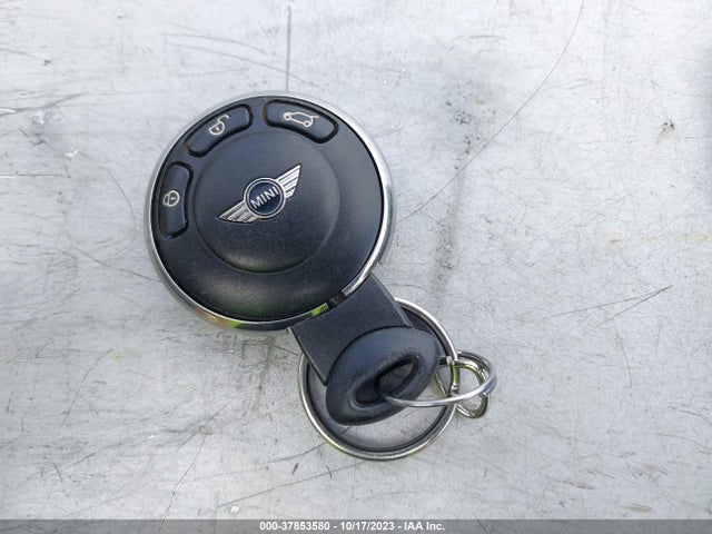2016 MINI COUNTRYMAN WMWZC5C58GWU03182 Photo 10