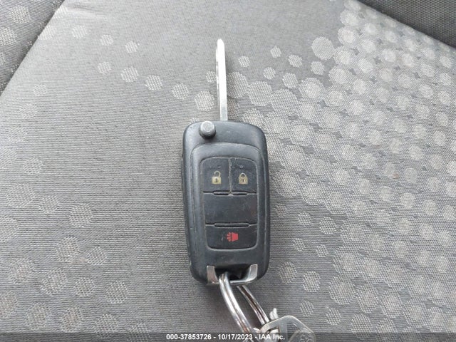 Chevrolet SONIC LS 2016 1G1JA6SHXG4111223 Image 11