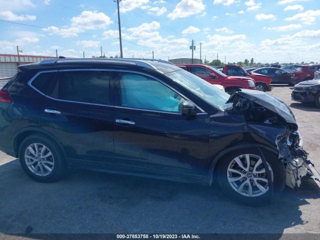 KNMAT2MTXHP513755 Nissan ROGUE SV