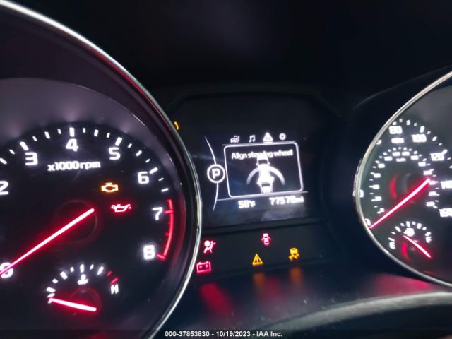 KNDMB5C1XJ6405844 KIA SEDONA LX