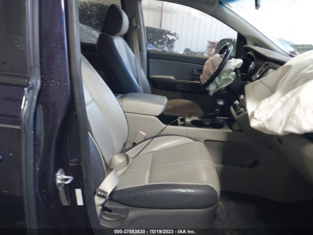 KNDMB5C1XJ6405844 KIA SEDONA LX