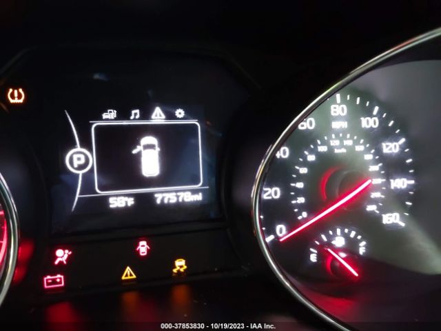 KNDMB5C1XJ6405844 KIA SEDONA LX