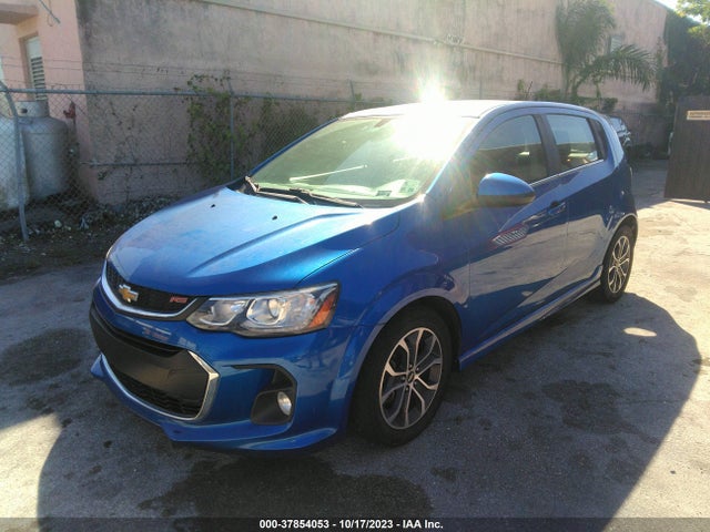 Chevrolet SONIC LT 2017 1G1JD6SB3H4129826 Image 2