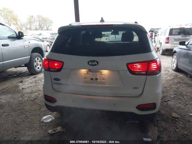 2019 KIA SORENTO 2.4L LX VIN: 5XYPGDA38KG596594