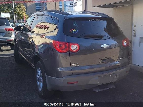 2012 CHEVROLET TRAVERSE 1GNKRFED9CJ240778 Photo 3