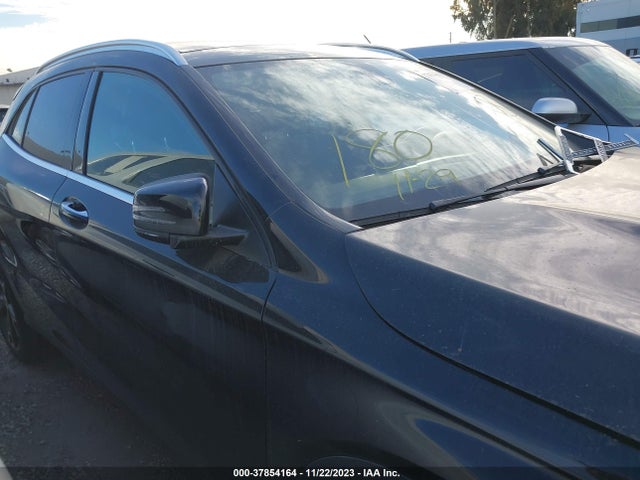 WDCTG4EB7KU009925 Mercedes-Benz Gla Gla 250
