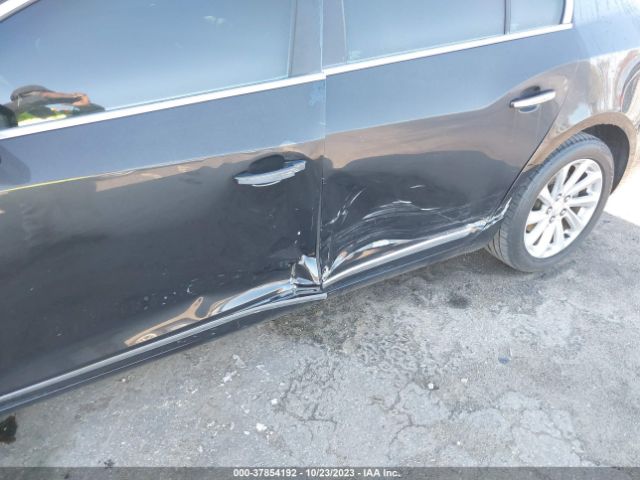 1G4GB5G33FF133861 Buick Lacrosse Leather