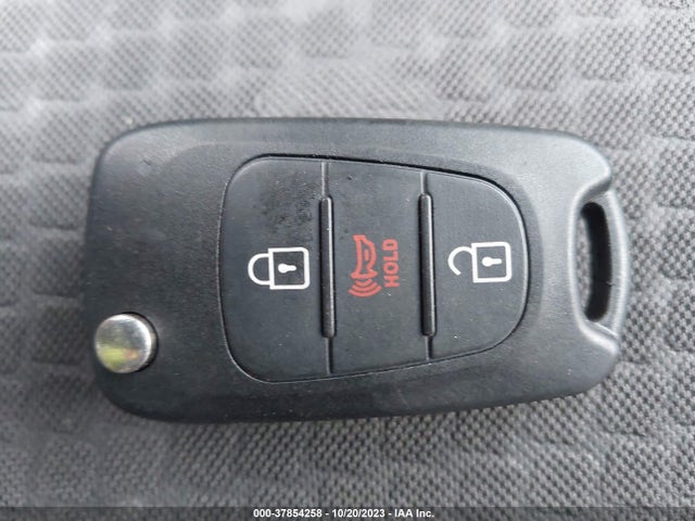 2012 KIA SOUL VIN: KNDJT2A52C7438662