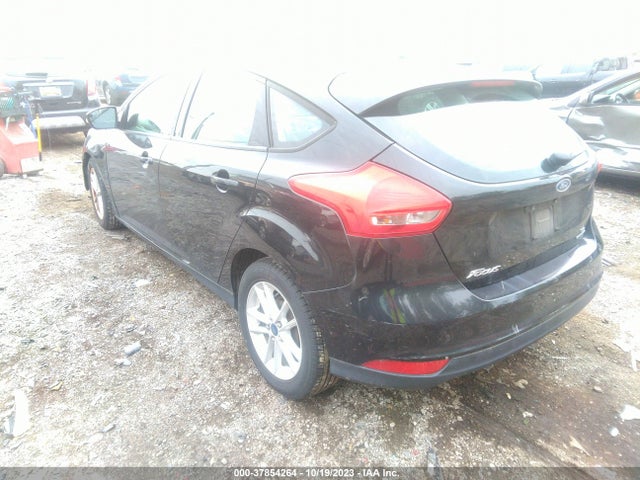 2015 FORD FOCUS SE VIN: 1FADP3K20FL250946