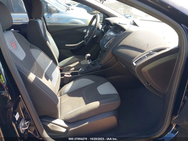 2018 FORD FOCUS ST VIN: 1FADP3L93JL289647