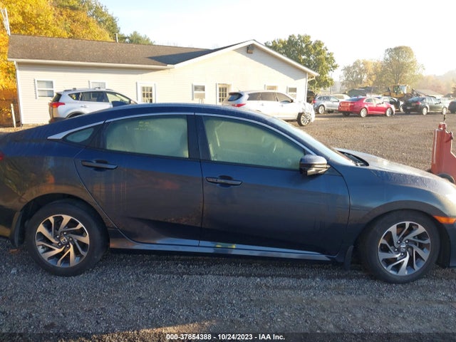 Honda CIVIC EX 2018 19XFC2F74JE028054 Image 13