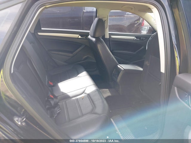 1VWAT7A32EC099789 Volkswagen Passat Wolfsburg Ed