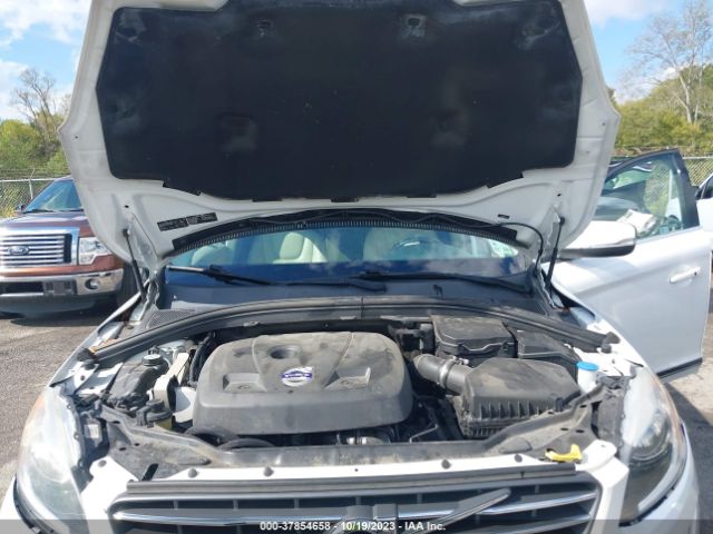 YV440MDCXF2621043 Volvo Xc60 T5 Drive-e Premier Plus