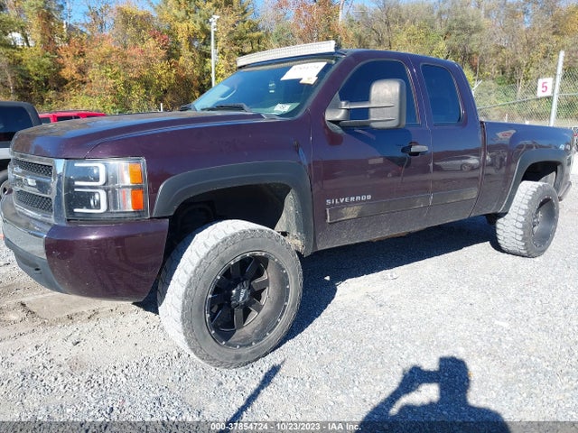 2008 CHEVROLET SILVERADO 1500 LS VIN: 2GCEK19C681323522