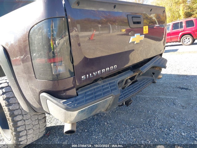 2008 CHEVROLET SILVERADO 1500 LS VIN: 2GCEK19C681323522